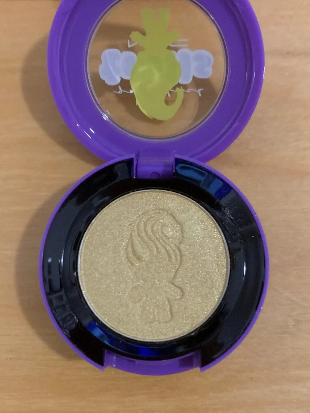 NEW MAC Cosmetics Troll Collection Eyeshadow in Suns out Buns out